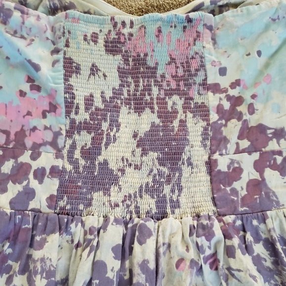 Super Cute strapless Kimchi Blue Sundress - Picture 5 of 7